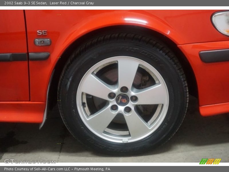 Laser Red / Charcoal Gray 2002 Saab 9-3 SE Sedan