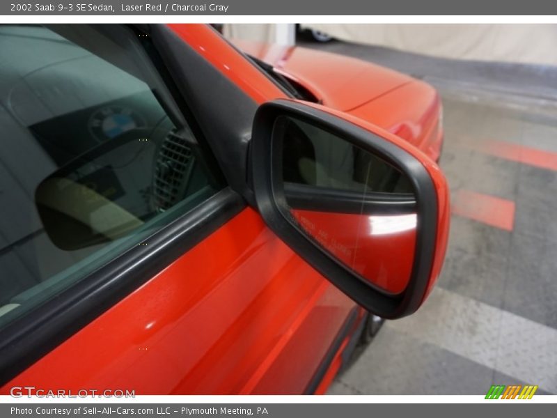 Laser Red / Charcoal Gray 2002 Saab 9-3 SE Sedan