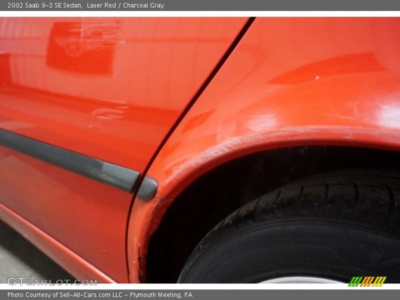 Laser Red / Charcoal Gray 2002 Saab 9-3 SE Sedan