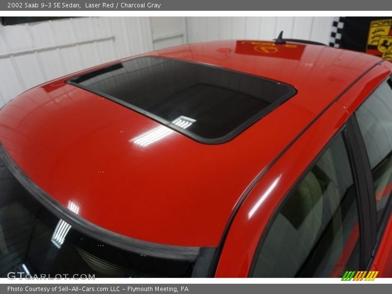 Laser Red / Charcoal Gray 2002 Saab 9-3 SE Sedan