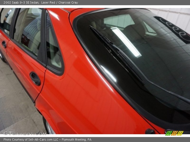 Laser Red / Charcoal Gray 2002 Saab 9-3 SE Sedan