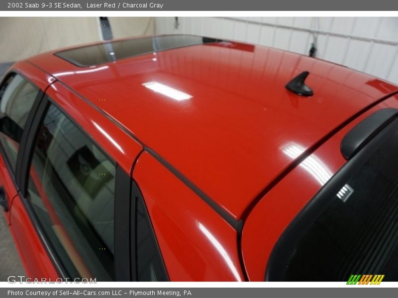 Laser Red / Charcoal Gray 2002 Saab 9-3 SE Sedan