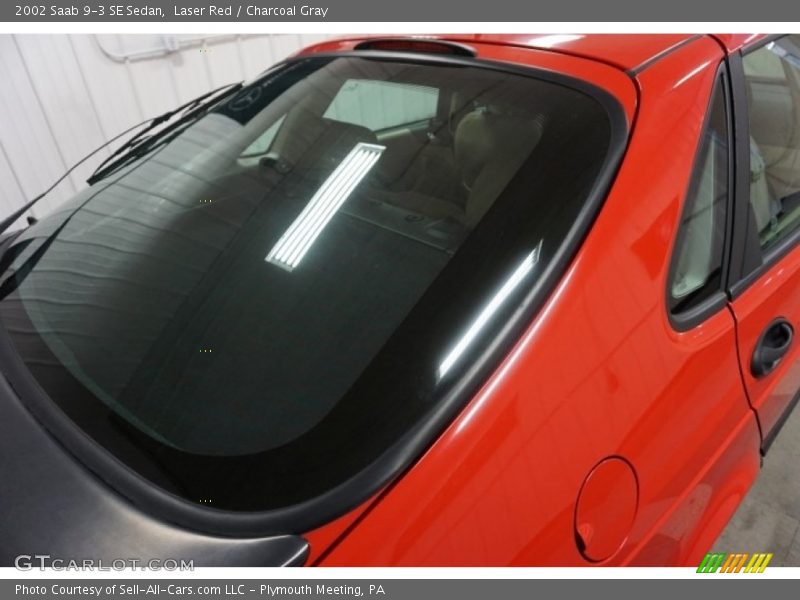 Laser Red / Charcoal Gray 2002 Saab 9-3 SE Sedan