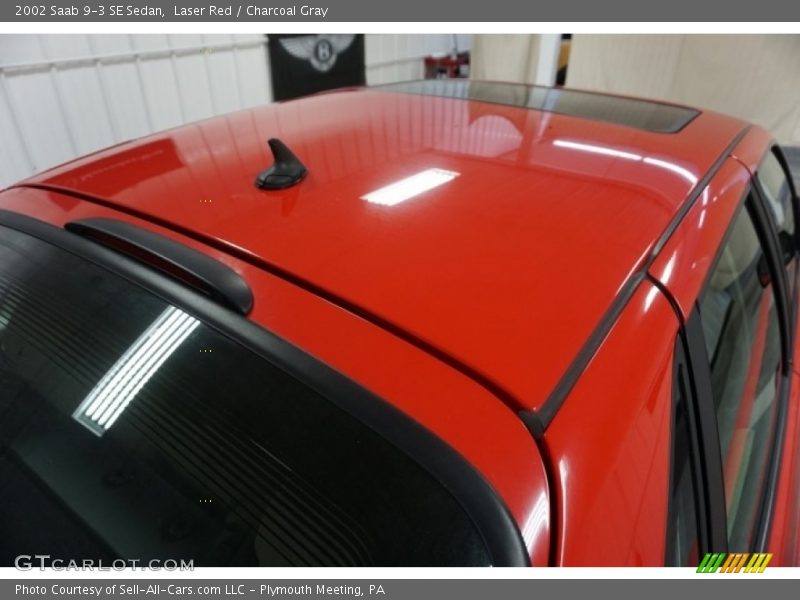 Laser Red / Charcoal Gray 2002 Saab 9-3 SE Sedan
