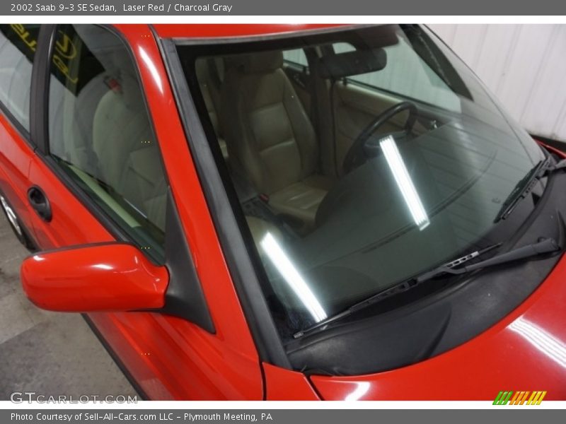 Laser Red / Charcoal Gray 2002 Saab 9-3 SE Sedan