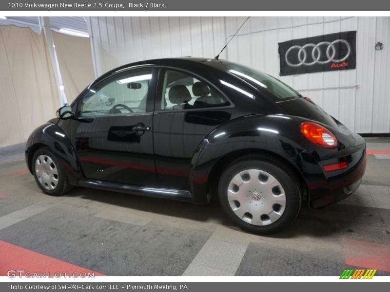 Black / Black 2010 Volkswagen New Beetle 2.5 Coupe