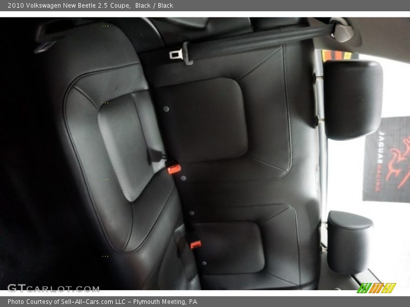 Black / Black 2010 Volkswagen New Beetle 2.5 Coupe