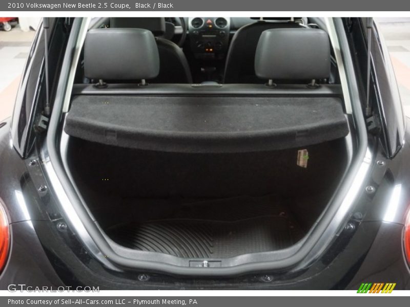 Black / Black 2010 Volkswagen New Beetle 2.5 Coupe