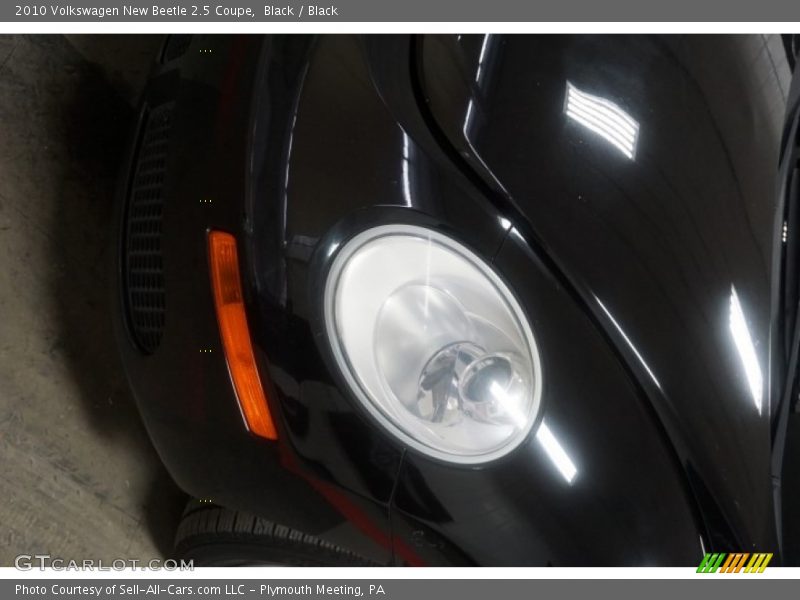 Black / Black 2010 Volkswagen New Beetle 2.5 Coupe