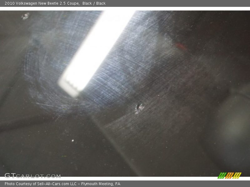 Black / Black 2010 Volkswagen New Beetle 2.5 Coupe