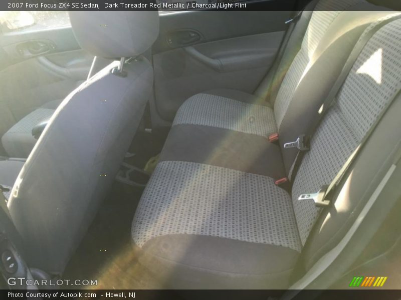 Dark Toreador Red Metallic / Charcoal/Light Flint 2007 Ford Focus ZX4 SE Sedan