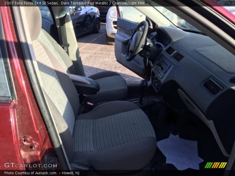 Dark Toreador Red Metallic / Charcoal/Light Flint 2007 Ford Focus ZX4 SE Sedan