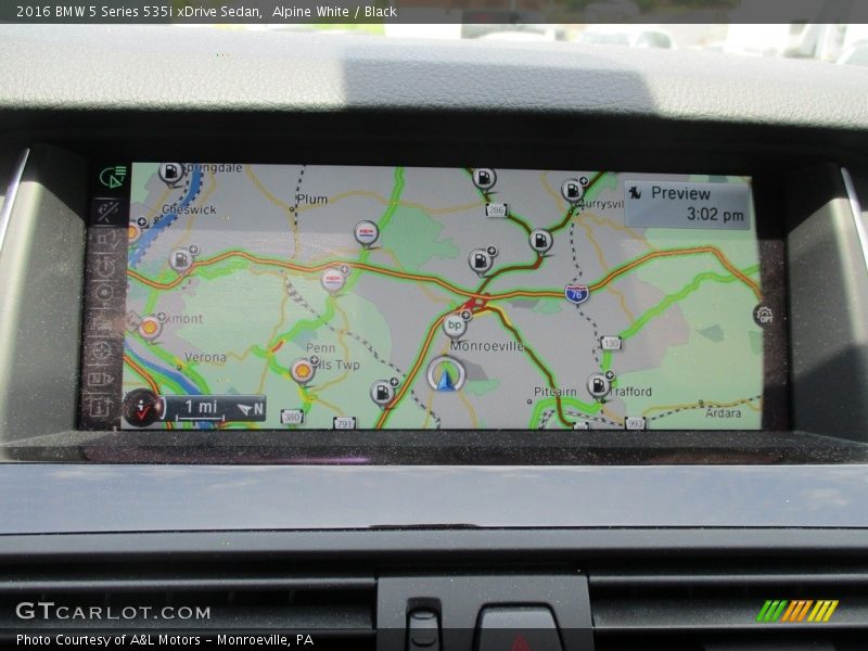 Alpine White / Black 2016 BMW 5 Series 535i xDrive Sedan