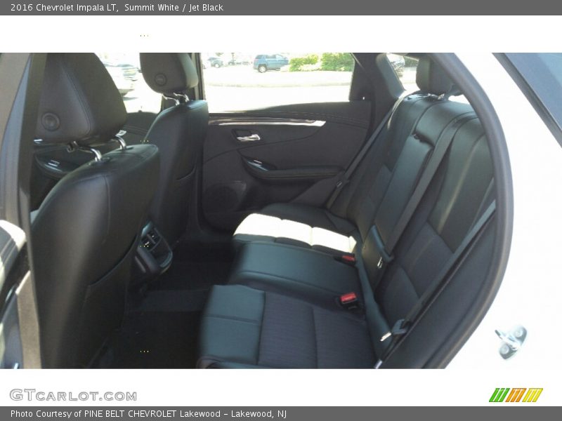Summit White / Jet Black 2016 Chevrolet Impala LT