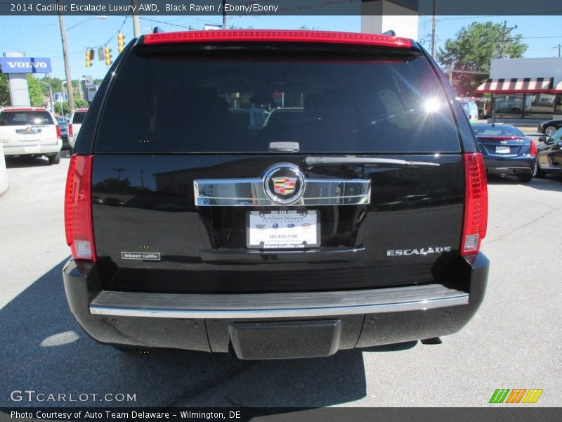 Black Raven / Ebony/Ebony 2014 Cadillac Escalade Luxury AWD