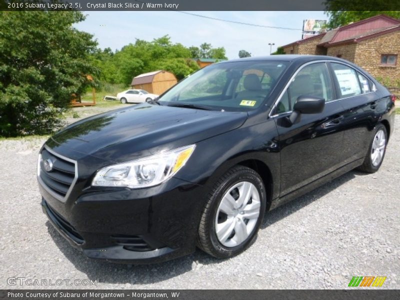 Crystal Black Silica / Warm Ivory 2016 Subaru Legacy 2.5i