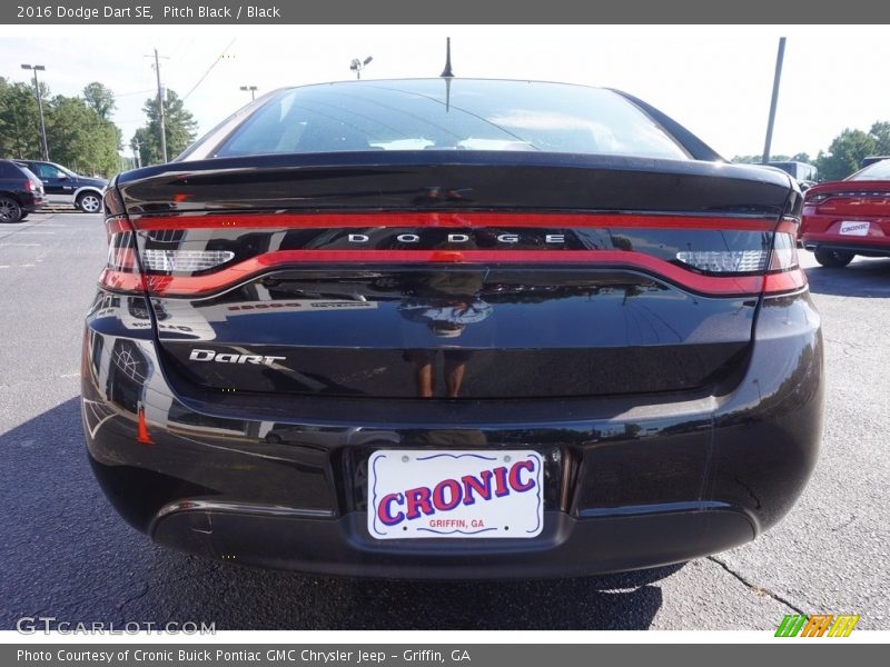 Pitch Black / Black 2016 Dodge Dart SE