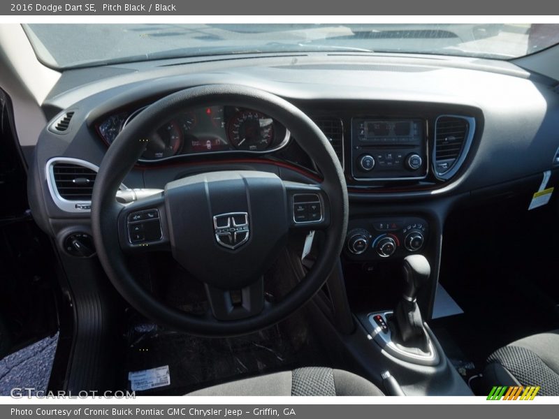 Pitch Black / Black 2016 Dodge Dart SE