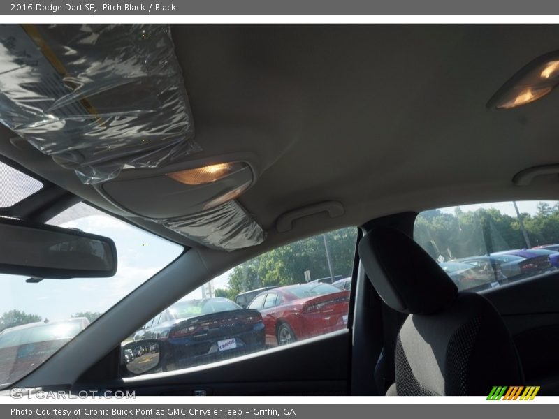 Pitch Black / Black 2016 Dodge Dart SE