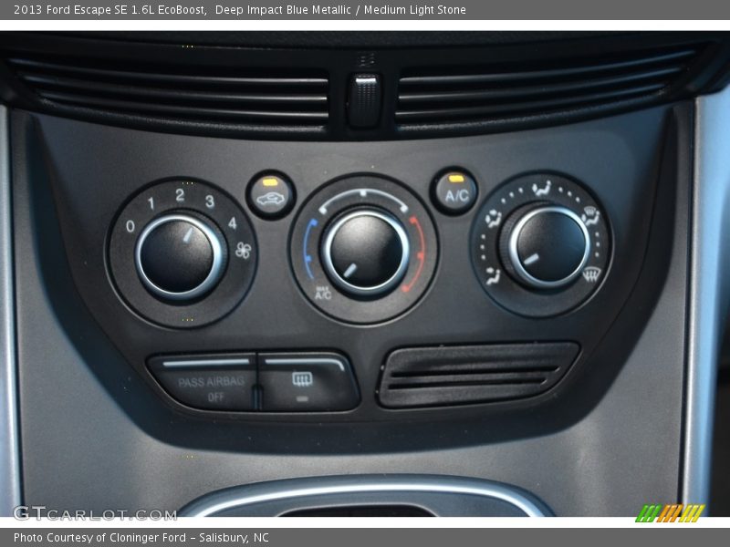 Deep Impact Blue Metallic / Medium Light Stone 2013 Ford Escape SE 1.6L EcoBoost