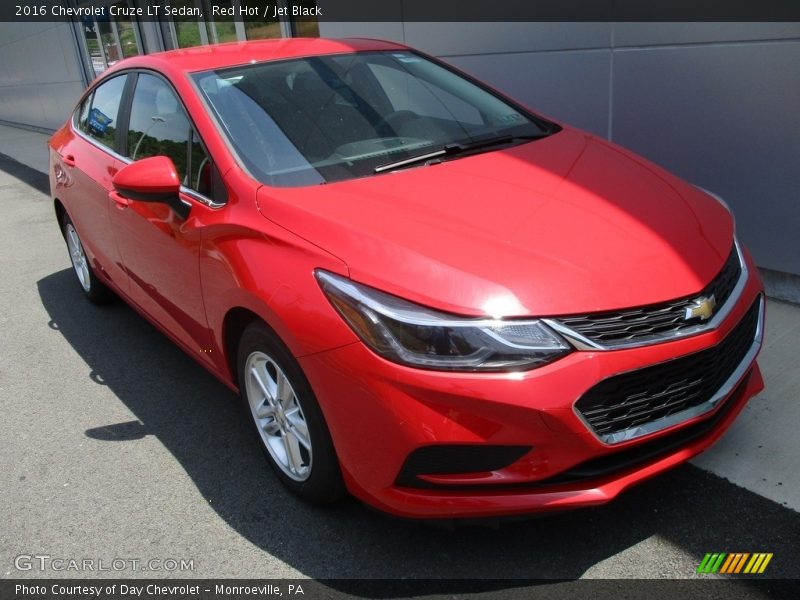 Red Hot / Jet Black 2016 Chevrolet Cruze LT Sedan