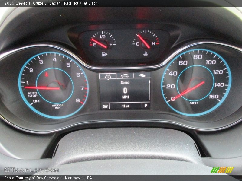 Red Hot / Jet Black 2016 Chevrolet Cruze LT Sedan