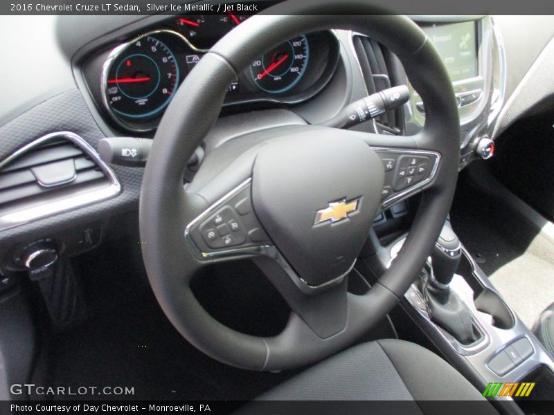 Silver Ice Metallic / Jet Black 2016 Chevrolet Cruze LT Sedan
