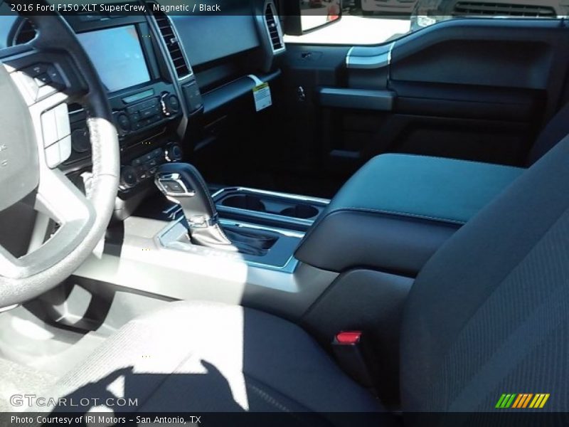 Magnetic / Black 2016 Ford F150 XLT SuperCrew