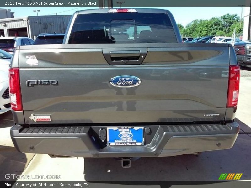 Magnetic / Black 2016 Ford F150 XLT SuperCrew