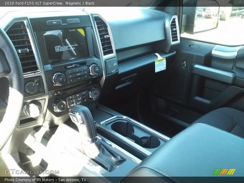 Magnetic / Black 2016 Ford F150 XLT SuperCrew