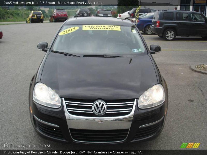 Black Magic Pearl / Anthracite 2005 Volkswagen Jetta 2.5 Sedan