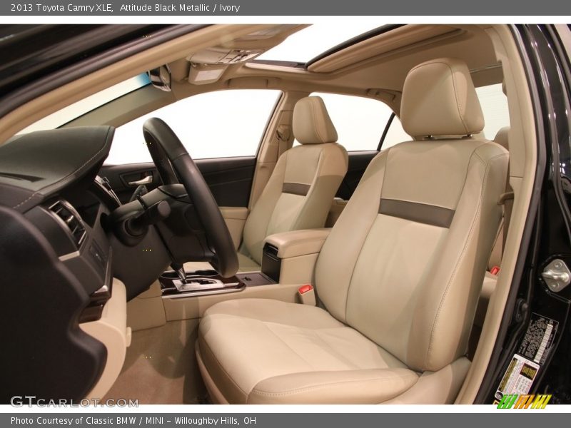 Attitude Black Metallic / Ivory 2013 Toyota Camry XLE