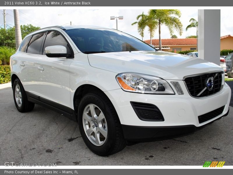 Ice White / Anthracite Black 2011 Volvo XC60 3.2