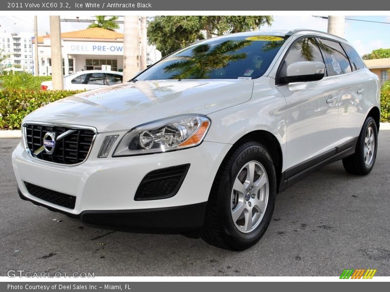 Ice White / Anthracite Black 2011 Volvo XC60 3.2