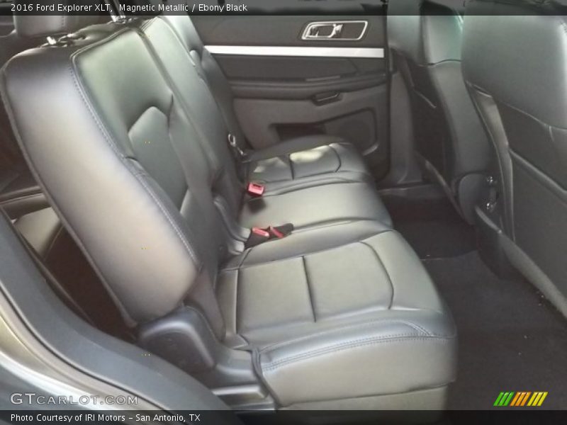 Magnetic Metallic / Ebony Black 2016 Ford Explorer XLT