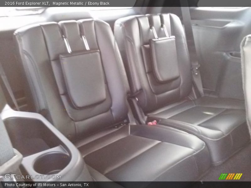 Magnetic Metallic / Ebony Black 2016 Ford Explorer XLT
