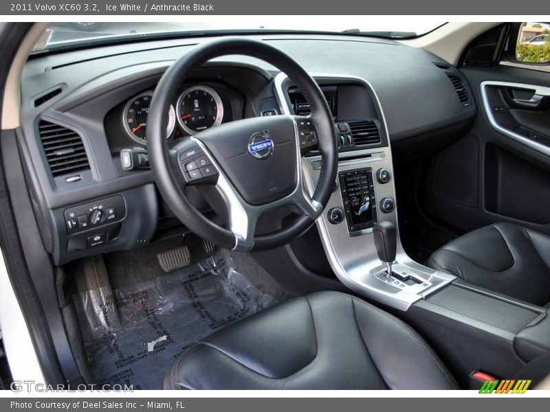 Ice White / Anthracite Black 2011 Volvo XC60 3.2