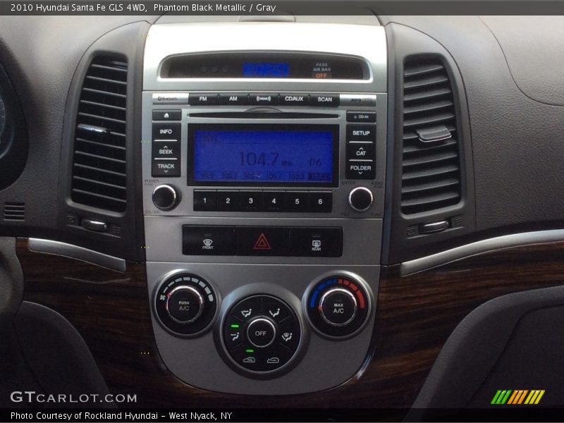 Phantom Black Metallic / Gray 2010 Hyundai Santa Fe GLS 4WD