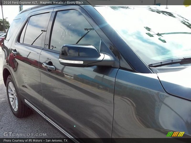 Magnetic Metallic / Ebony Black 2016 Ford Explorer XLT