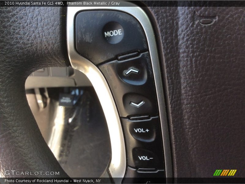 Phantom Black Metallic / Gray 2010 Hyundai Santa Fe GLS 4WD