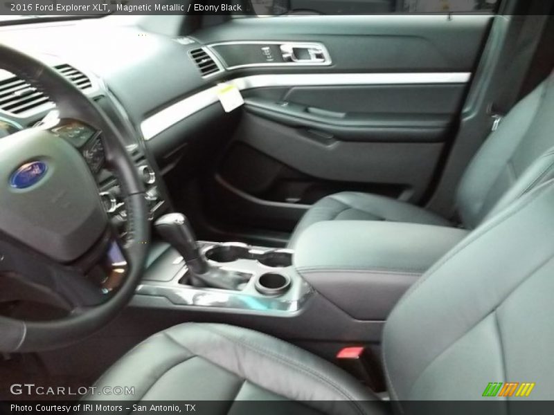 Magnetic Metallic / Ebony Black 2016 Ford Explorer XLT