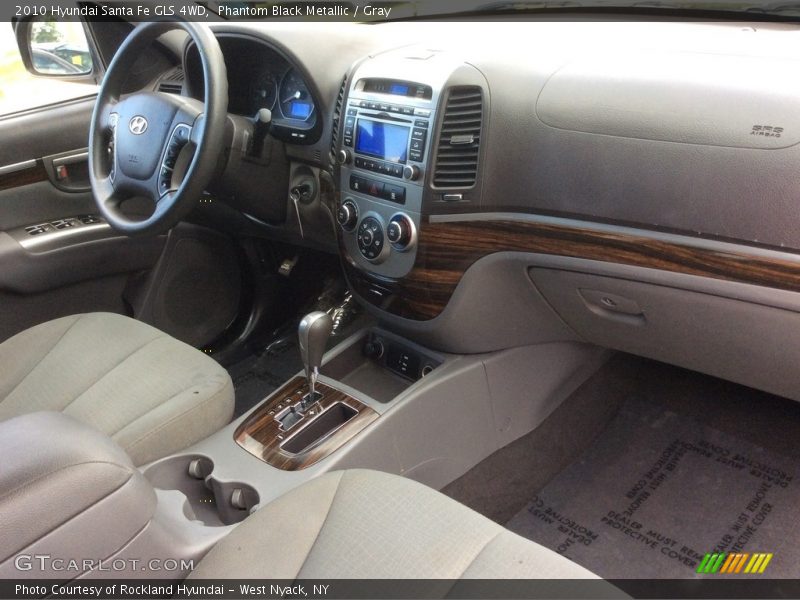 Phantom Black Metallic / Gray 2010 Hyundai Santa Fe GLS 4WD