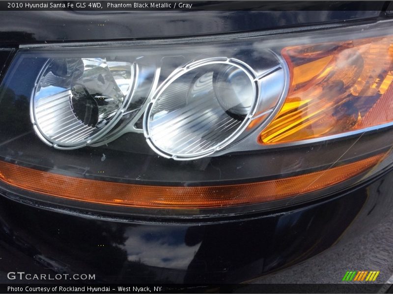 Phantom Black Metallic / Gray 2010 Hyundai Santa Fe GLS 4WD