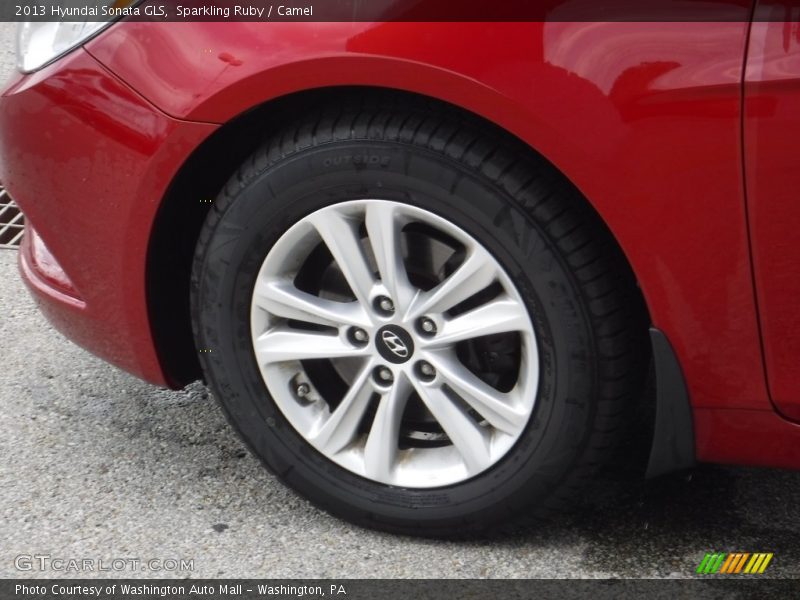 Sparkling Ruby / Camel 2013 Hyundai Sonata GLS