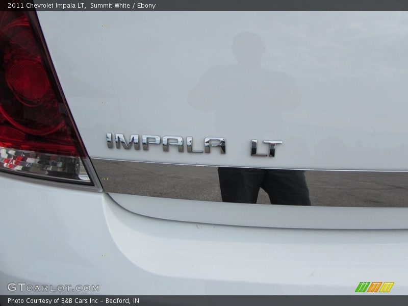 Summit White / Ebony 2011 Chevrolet Impala LT