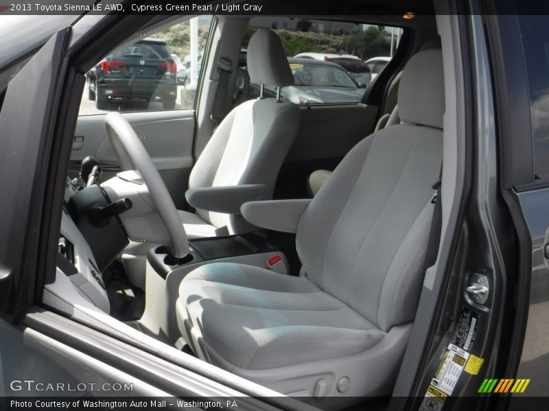 Cypress Green Pearl / Light Gray 2013 Toyota Sienna LE AWD