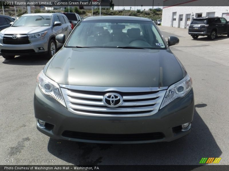 Cypress Green Pearl / Ivory 2011 Toyota Avalon Limited