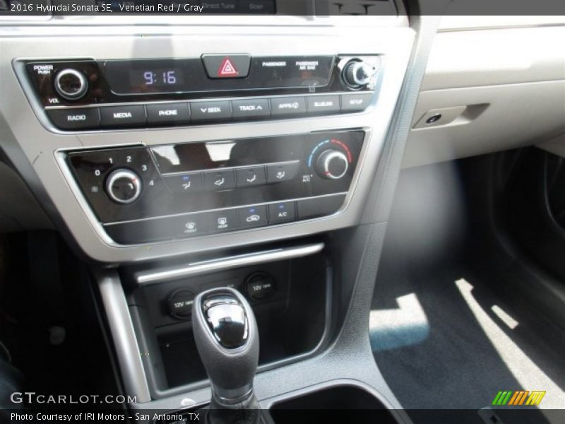 Venetian Red / Gray 2016 Hyundai Sonata SE