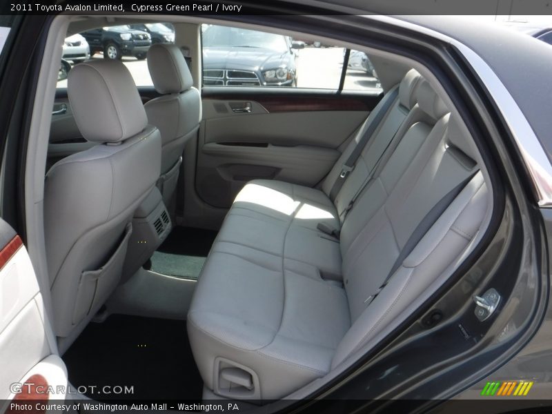 Cypress Green Pearl / Ivory 2011 Toyota Avalon Limited