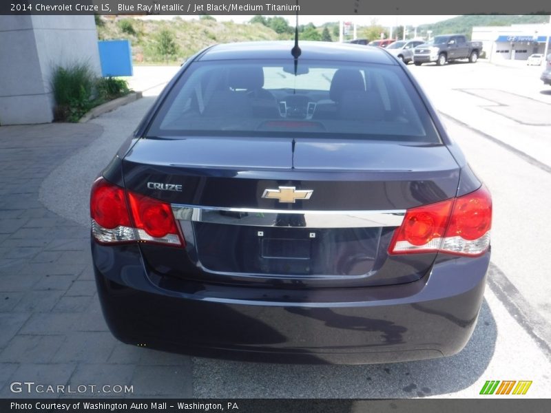 Blue Ray Metallic / Jet Black/Medium Titanium 2014 Chevrolet Cruze LS